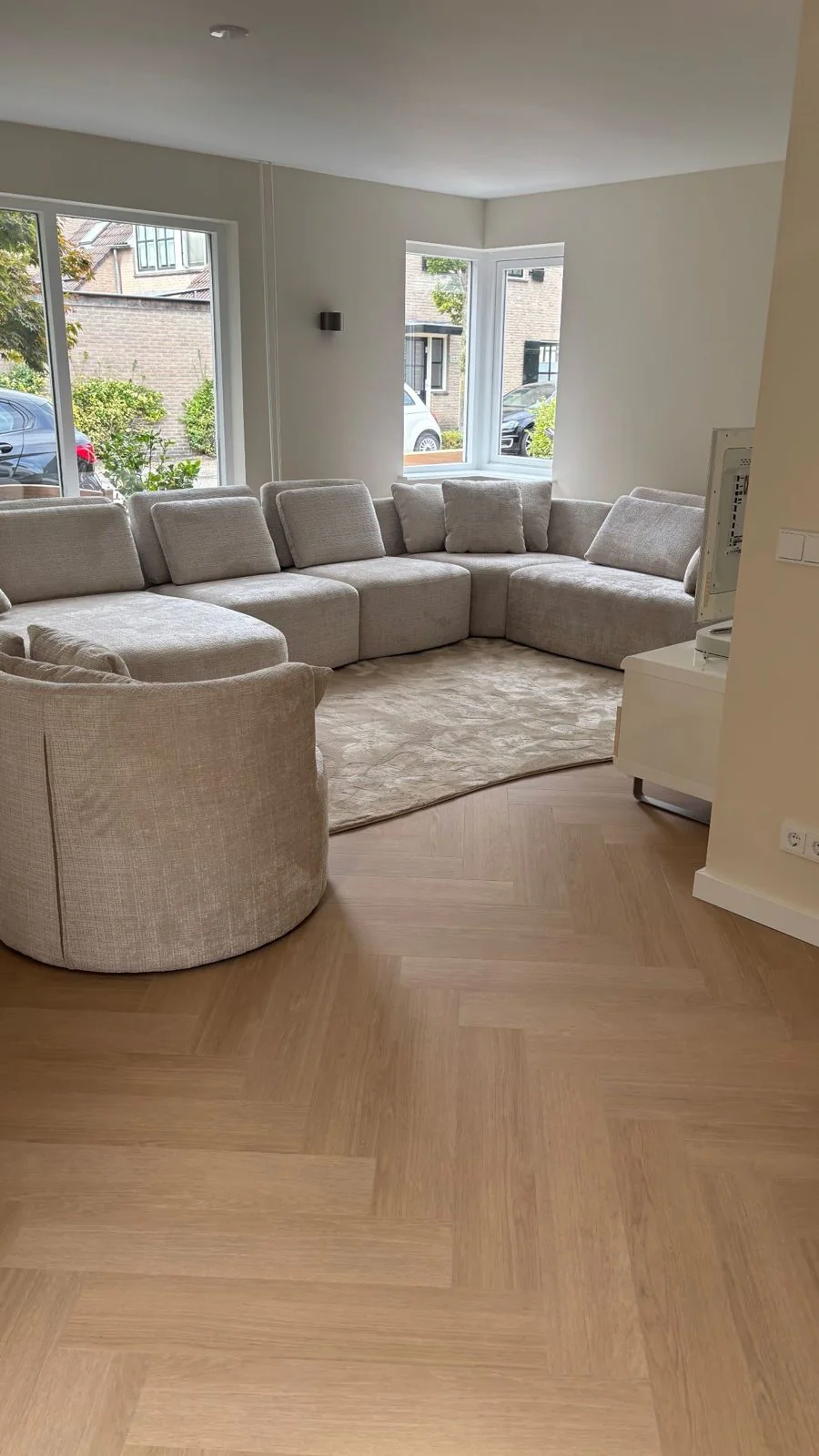 Visgraat vloer in woonkamer